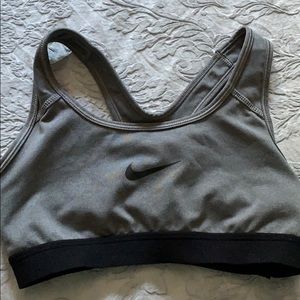 Nike Dri-Fit sports bar